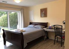 Richmond Vancouver Airport Comfy Home 5