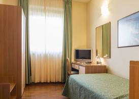 Hotel Torresi 4