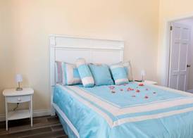Mount Royal Luxury Condos 4