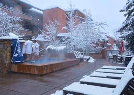 Aspen Square Condominium Hotel 4