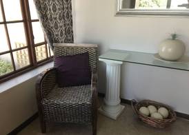 VJ's Guesthouse and Restaurant 3