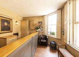 Fielding Hotel 2