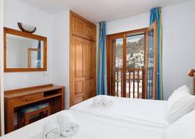 Ura Hotels Apartamentos Montecarlo 2