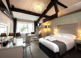 Maypole Inn 3