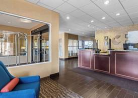 Comfort Inn & Suites Near University of Wyoming 5