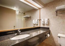 RED LION HOTEL ROSSLYN IWO JIMA 4