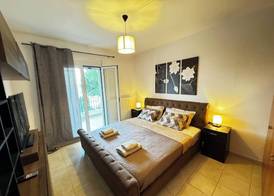 Skiathos Center Stylish 2 Bd w Balcony 5