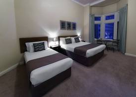 Adelaide Mansions Apartments 4