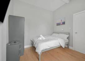 Studio 169 London 3