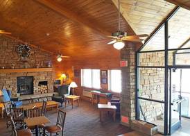 Motel 6 Norway MI 4