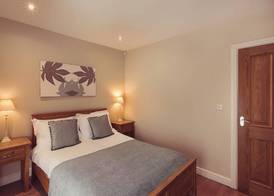 Longlands Inn & Cottages 2