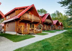 Miette Mountain Cabins 3