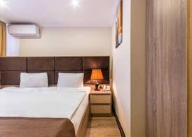 Deluxe İnn Hotel Baku 5