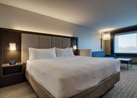 Holiday Inn Express & Suites MOUNT VERNON by IHG 3