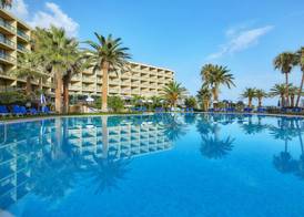 Sirens Beach Hotel 4