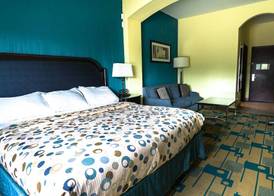Rivers Inn and Suites 4