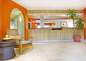 Secret Harbour Beach Resort 5
