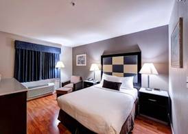 SureStay Plus Hotel by Best Western Redding 4