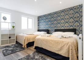 Whitechapel Grand 5