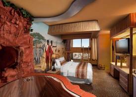 Fantasyland Hotel 5