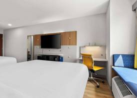 Microtel Inn & Suites by Wyndham Tulsa/Rt 66 Near Casino 5