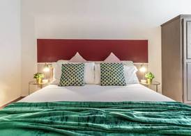 Wine Apartments Florence Ansonica 3