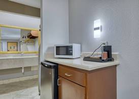 Texas Inn Donna 4