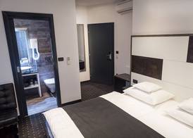 Log In Rooms 5