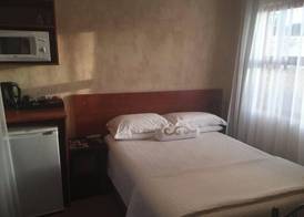 A La Martha's Air-Port Guest House 5