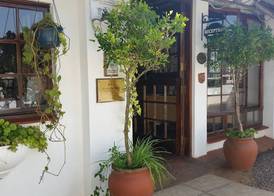 HoneyPot Guesthouse 3