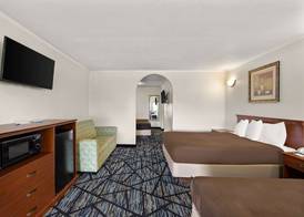 Americas Best Value Inn-Celina 4
