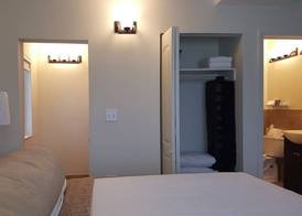 Le Cabanon Motel 2