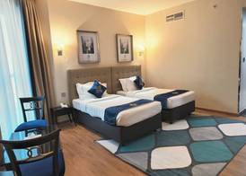 Seven Seas Hotel 4