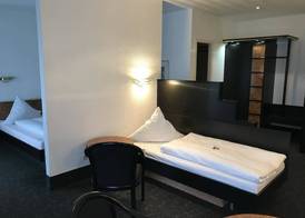 Hotel Bitterfelder Hof 4