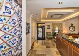 Four Doors Hotel 3