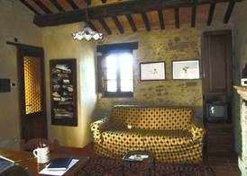 Castello di Cisterna Uno 2