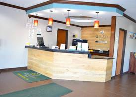 Quality Inn Coralville - Iowa River Landing 4