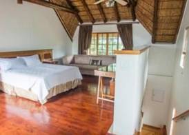 Hoyohoyo Koeltehuis Farm Lodge 4