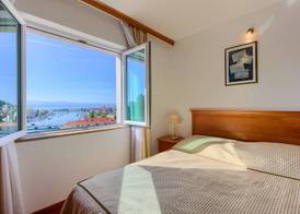 Hotel Villa Dvor 5
