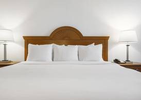 Thousand Hills Resort Hotel 2