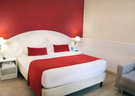 1881 Hotel Balneario Vichy Catalan 5