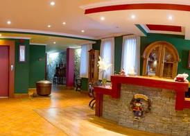 GRAN CHALET HOTEL & PETiT SPA WELLNESS 3