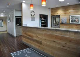 Country Inn & Suites by Radisson, Topeka West, KS 3