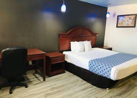 Summit Inn - Houston Medical Center 2