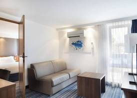 Holiday Inn MARSEILLE AIRPORT by IHG 2