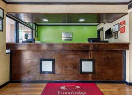 Econo Lodge Nashville near Percy Priest Lake 2