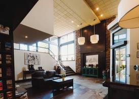 The Hotel on Pownal 4
