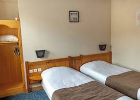 Logis Hotel Restaurant Auberge Les Rives de l'Arzon 4