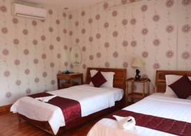 Sunrise Village Hotel 5