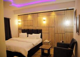 Hillview Hotel 4